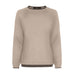 Beige pullover i merinould og cashmere med rund hals, raglanærmer og mørke kontrastkanter, set forfra