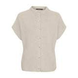 Eleanor vest fra Butterfly i beige ribstrik med knapper foran og korte ærmer, set forfra