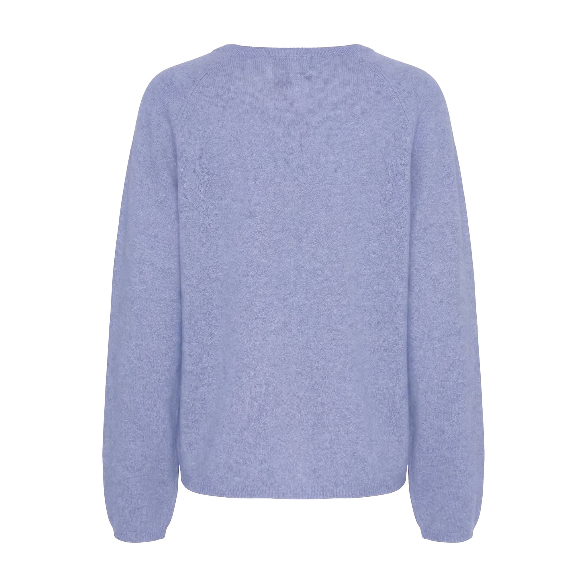 Lilla pullover fra Butterfly i farven Lavander Blue Melange, set bagfra med raglansømme