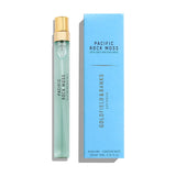 Goldfield & Banks Pacific Rock Moss parfume i sprayflaske ved siden af den lyseblå æske
