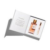 Åben gaveæske med Sunset Hour parfume i 100 ml og 10 ml travelspray fra Goldfield & Banks set oppefra