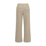 Beige wide leg bukser fra Gossia set bagfra med lomme med klap og paspoleret baglomme