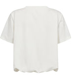Hvid Karoline t-shirt fra Gossia i Offwhite bagfra med korte ærmer og samlet kant forneden