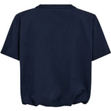 Navy t-shirt fra Gossia bagfra med struktureret halskant og pustet, samlet kant forneden