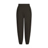 Brune Mollie Long Pant bukser fra Gossia i farven Coffee set forfra med elastisk linning og elastik ved anklen