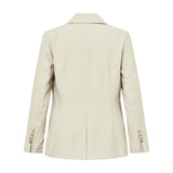 Beige blazer Paula fra Gossia set bagfra med knapper ved ærmerne