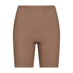 Brune shorts i Camel fra Hype The Detail set forfra med lille logo ved benet