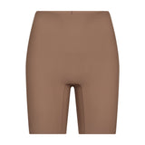 Brune shorts i Camel fra Hype The Detail set forfra med lille logo ved benet