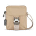 Beige mini-messenger taske fra Kintobe i Dusty Dune set forfra med klap, sølvfarvet spænde og skulderrem