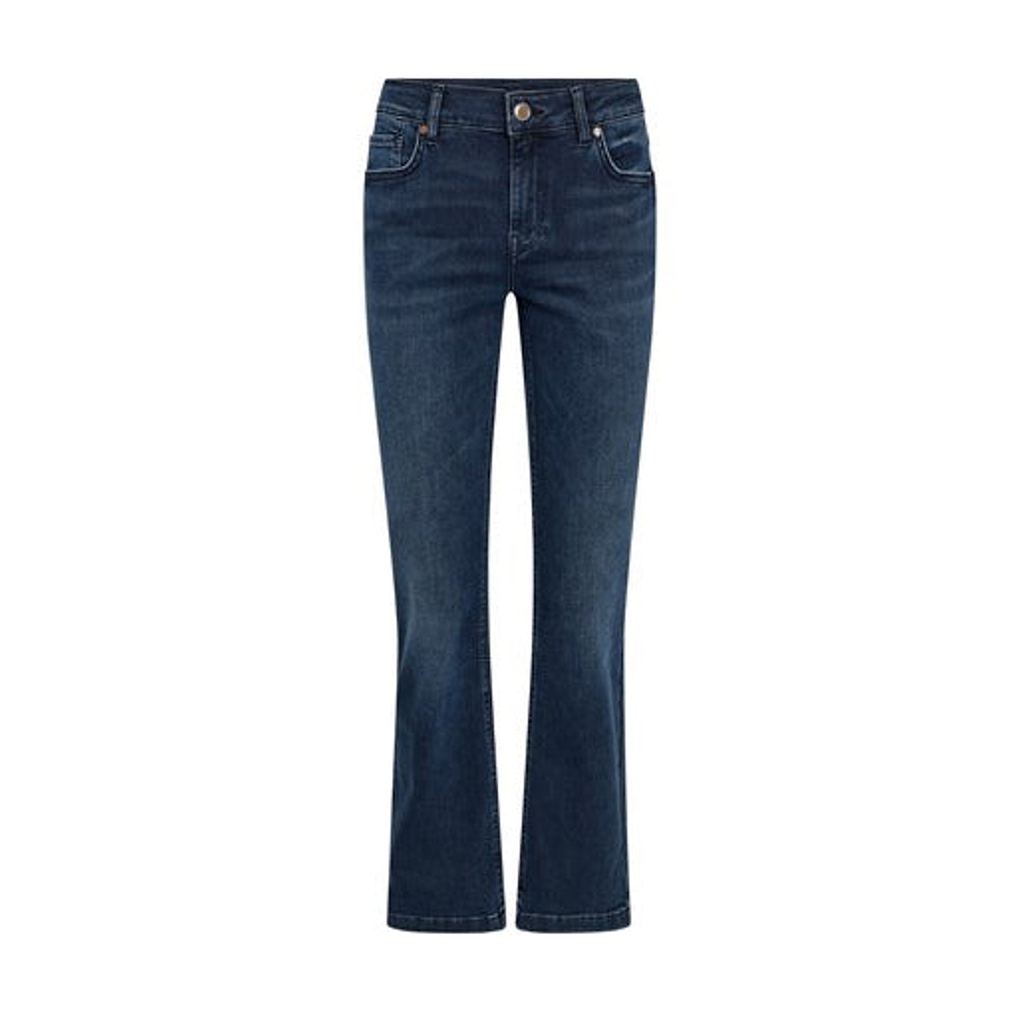 Mørkeblå Ashley Imera Jeans fra Mos Mosh med let udsvingede ben set forfra