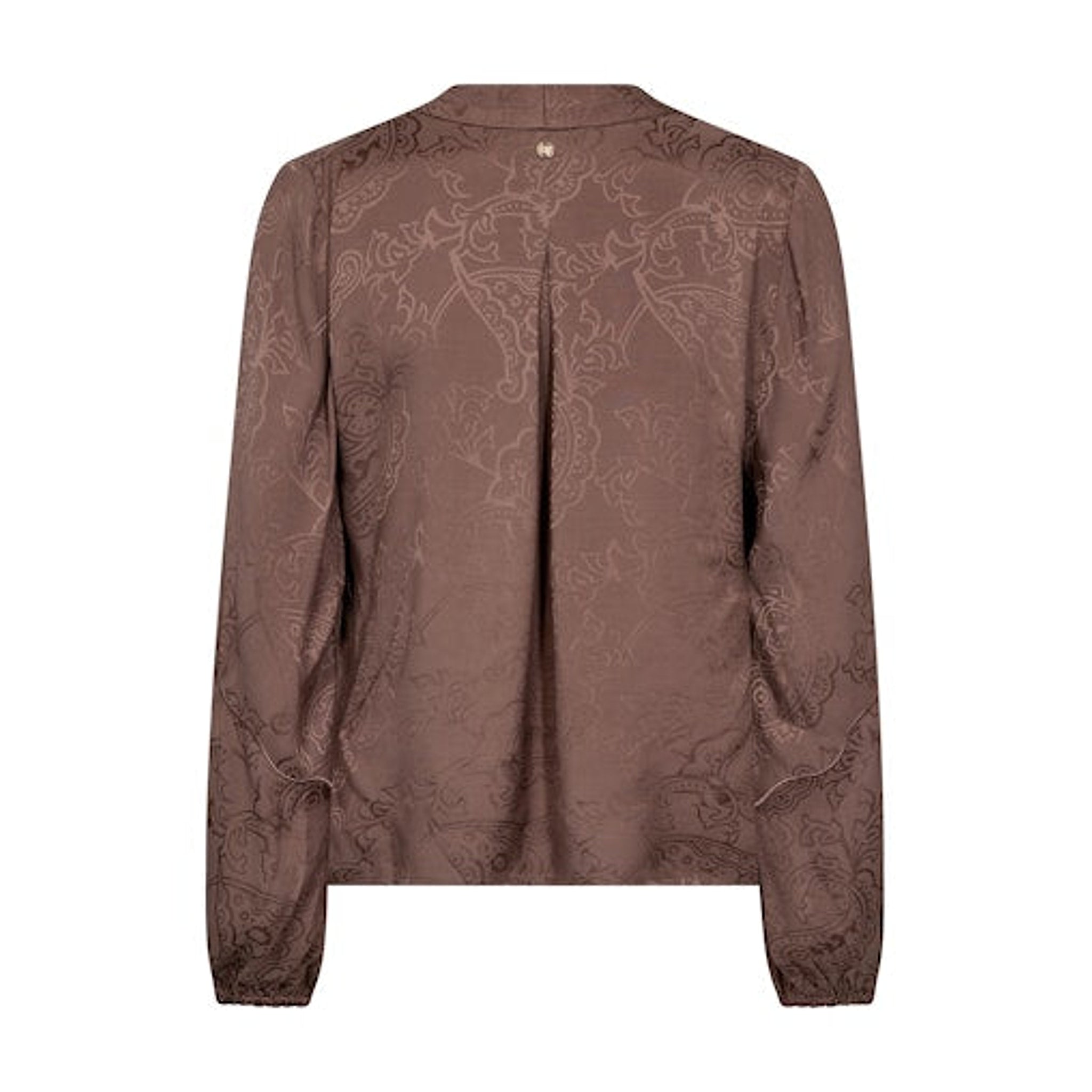 Brun paisley bluse fra Mos Mosh set bagfra med læg midt på ryggen og elastik ved håndleddet
