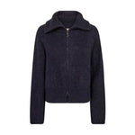 Hulda navy cardigan fra Mos Mosh i mohairblanding med lynlås og bred krave set forfra