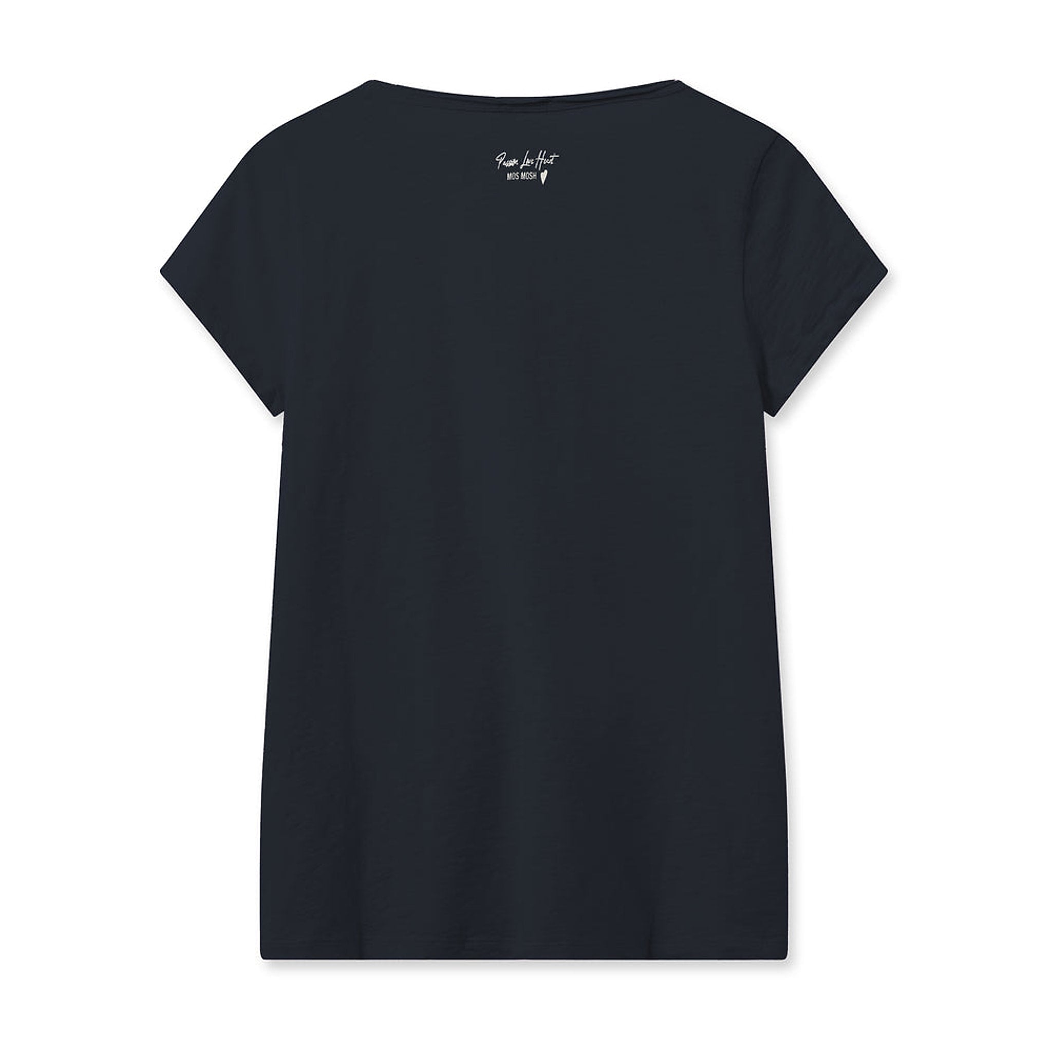 Navy t-shirt fra Mos Mosh set bagfra med lille hvidt logoprint i nakken