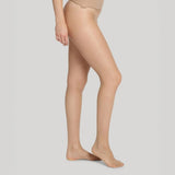 Beige strømpebukser i 15 denier i farven Medium Nude set fra siden på model