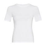 Hvid t-shirt med rund hals og korte ærmer fra MSCH Copenhagen set forfra