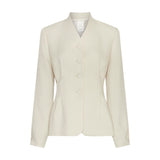 Beige Esteriane blazer fra MSCH Copenhagen forfra med V-hals uden revers, fire runde knapper og indsnævret talje