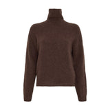 Brun strikket pullover med høj rullekrave og lange ærmer i farven Hot Fudge set forfra