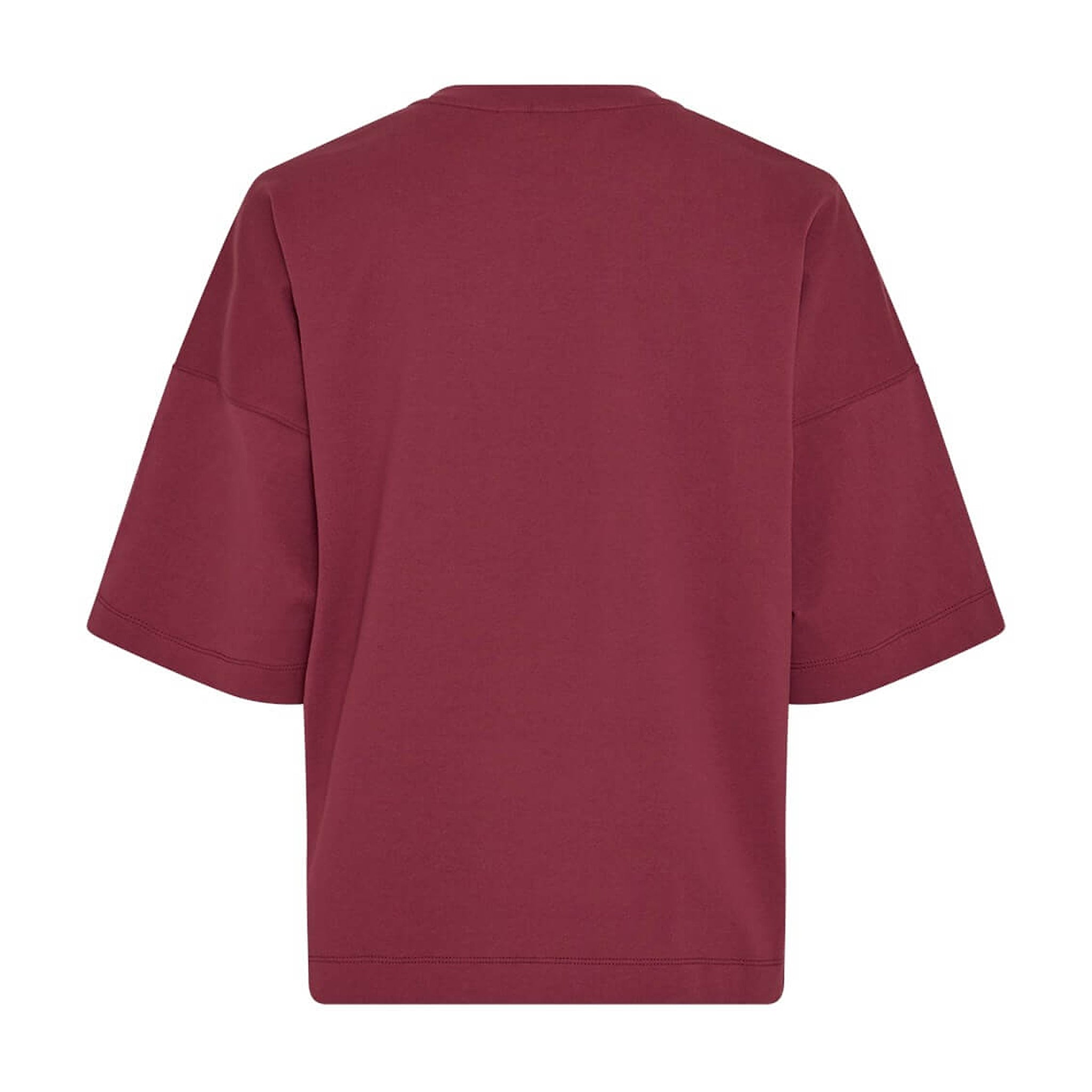 Pink Teagan Leana t-shirt i farven Rhododendron set bagfra med boxy snit og nedfaldne skuldre