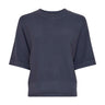 Navy pullover i strik fra MSCH Copenhagen set forfra med rund hals, halvlange vide ærmer og ribkant forneden