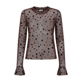 Brun mesh t-shirt med sorte prikker og udsvingede ærmer set forfra