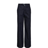 Blå wide leg bukser i denim fra Nümph set forfra på hvid baggrund