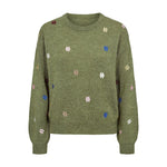 Grøn Nümph pullover med broderede blomster i flere farver, set forfra på hvid baggrund