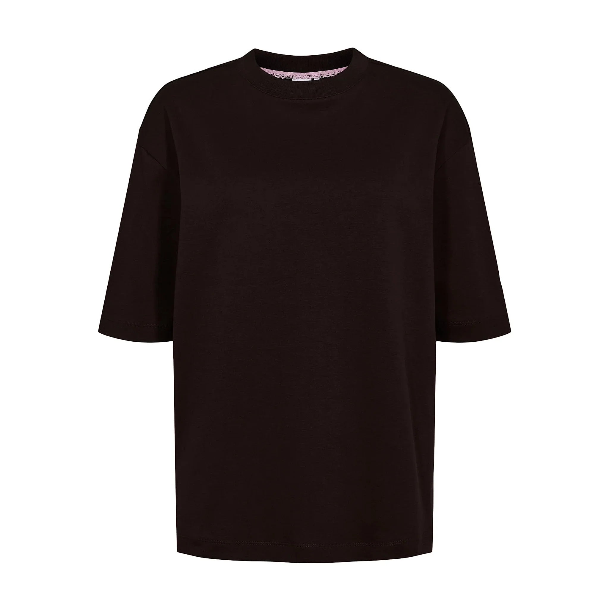 Brun t-shirt Nugira fra Nümph i Black Coffee set forfra med rund hals og halvlange ærmer