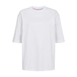 Hvid Nugira t-shirt fra Nümph set forfra med rund hals og lyserød blondekant i nakken