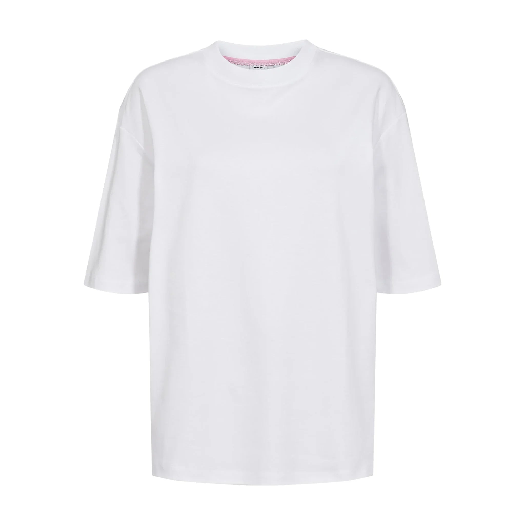 Hvid Nugira t-shirt fra Nümph set forfra med rund hals og lyserød blondekant i nakken