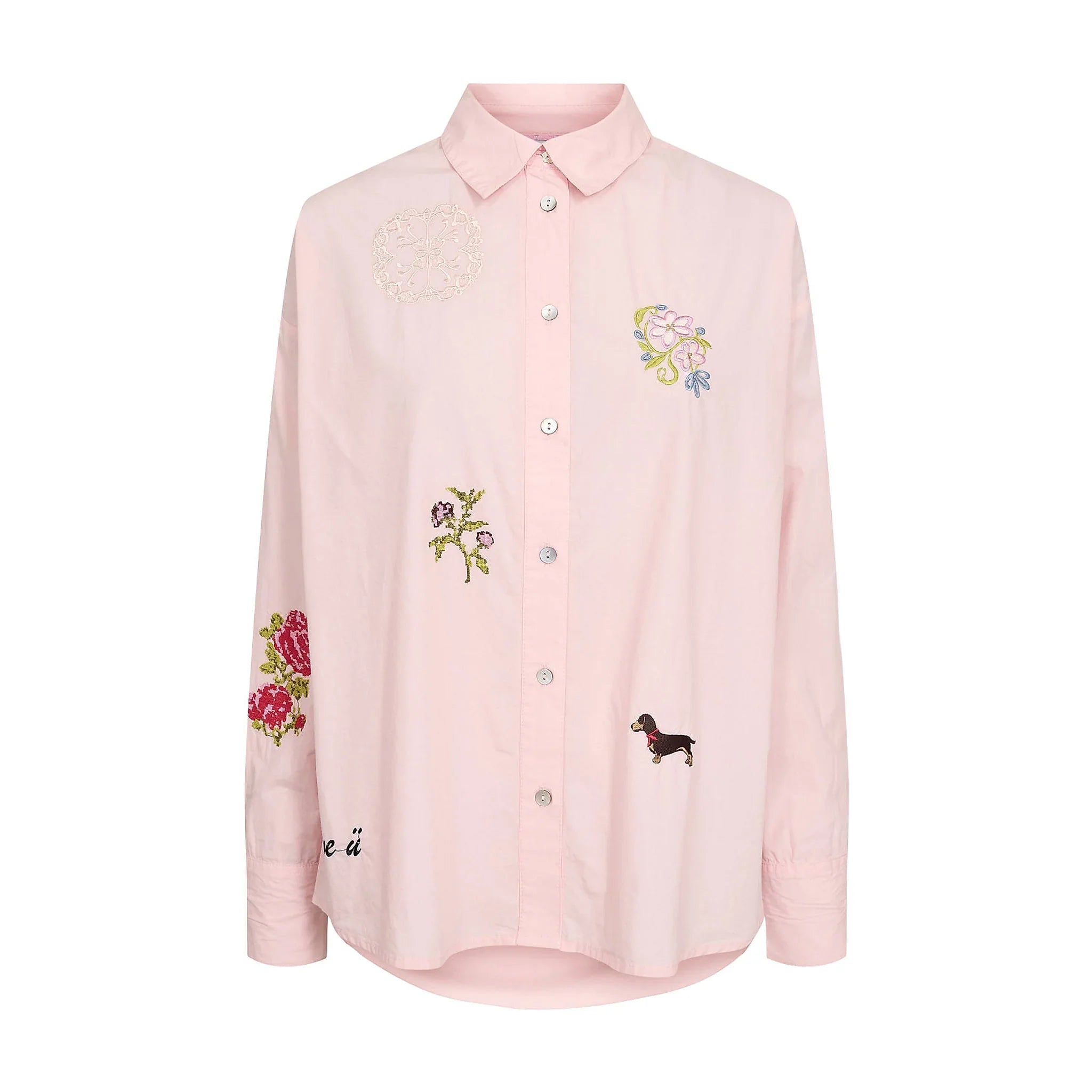 Pink Nuhollie skjorte fra Nümph i Rosy Touch forfra med broderede blomster, ornament og gravhund