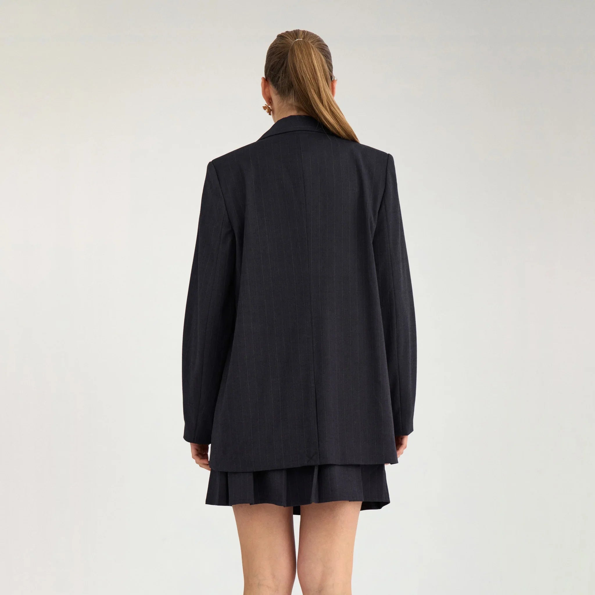 Model i navy oversize blazer set bagfra