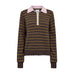 Brun stribet pullover fra Nümph med gule striber, lyserød polokrave og beige knapstolpe set forfra