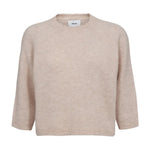 Beige Nümph Nuriette Selma pullover i strik med 3/4 ærmer og bølget kant ved halsen, set forfra