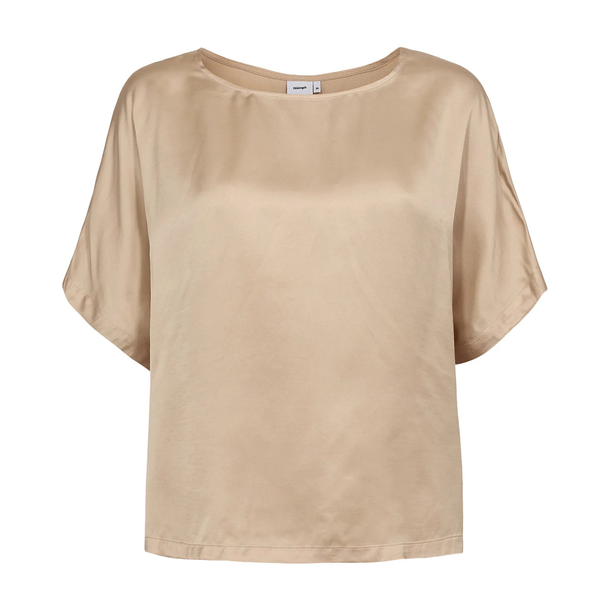 Beige bluse Nusinan fra Nümph i Irish Cream med rund hals og korte, brede ærmer set forfra