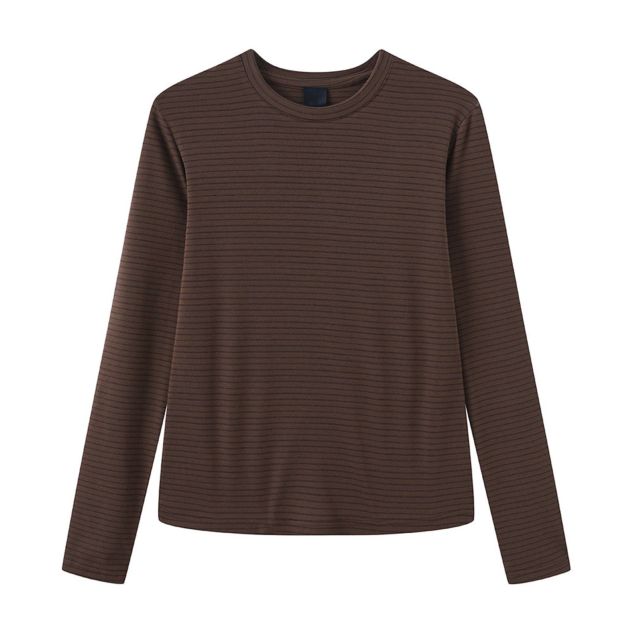 Brun langærmet t-shirt med smalle mørke striber og rund hals set forfra