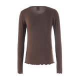 Brun langærmet t-shirt Sigba i Coffee Bean set bagfra med bølget kant forneden