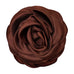 Brun håraccessories fra Pico: hårklemme med stor rose i chokoladebrun satin, set forfra på hvid baggrund