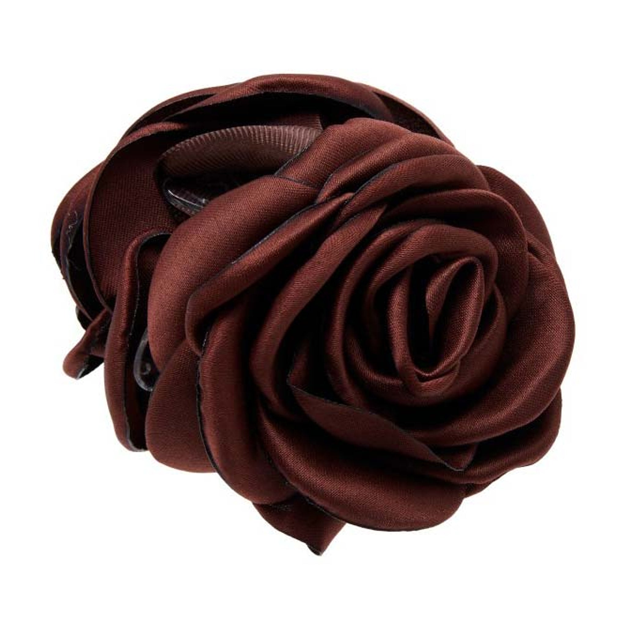 Brun håraccessories fra Pico i farven Chocolate med rose i blank satin og gennemsigtig klemme