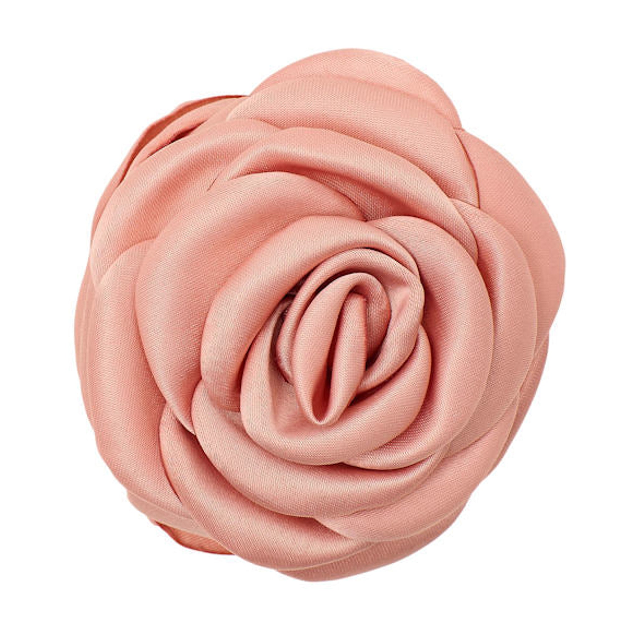 Pink håraccessories fra Pico i farven Nude med rose i blank satin, set forfra