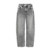 Grå barrel leg jeans fra Pulz forfra med høj talje, fem lommer og sømme ved knæene