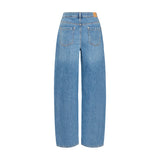 Blå wide leg jeans fra Pulz set bagfra med to baglommer og mærkat ved linningen