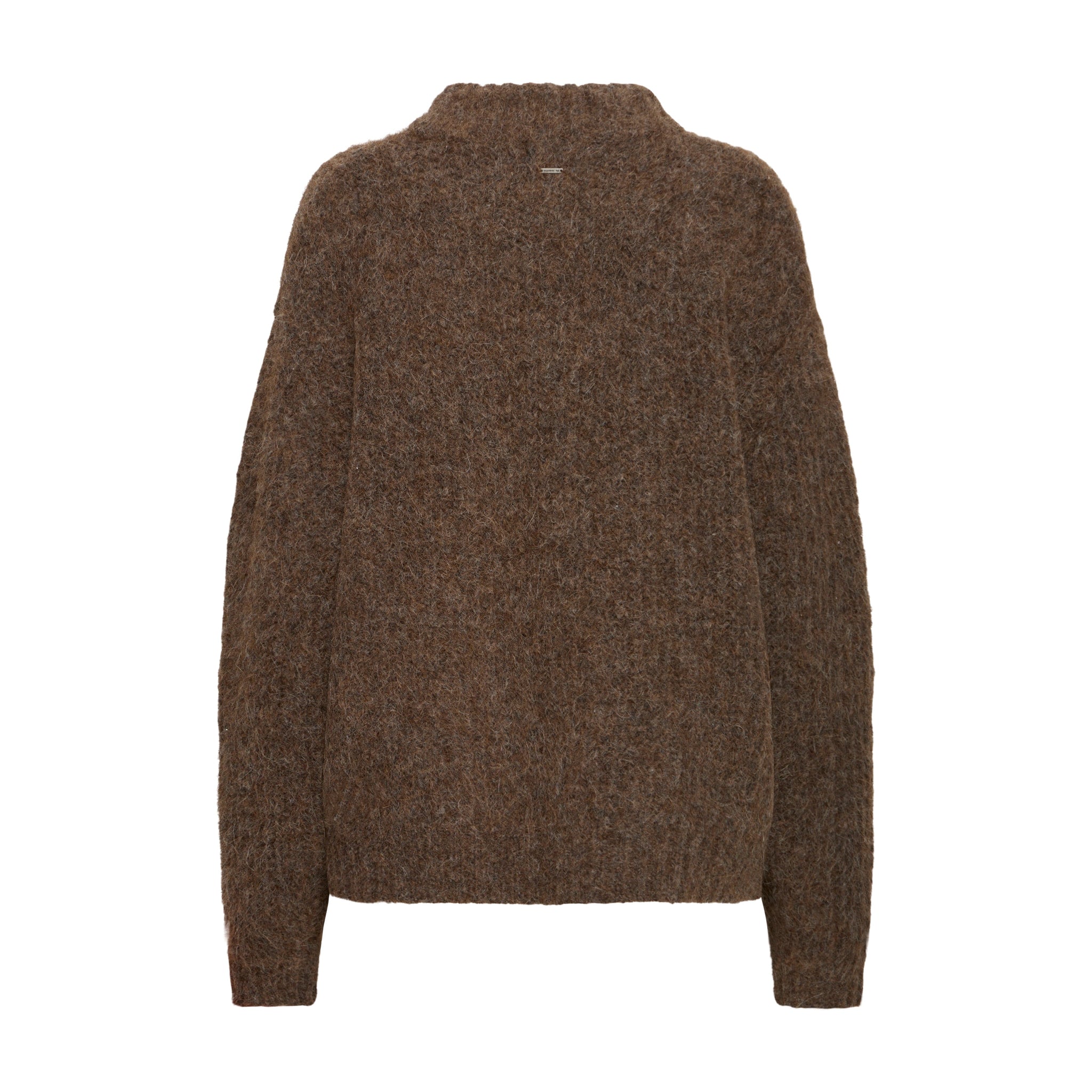Brun Georgie pullover i Espresso set bagfra med lille metalmærke i nakken