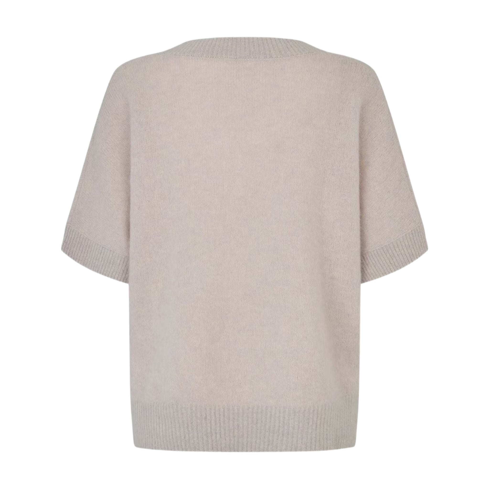 Lys hvid melange Dana Knit strik set bagfra med korte ærmer, rund hals og bred ribkant forneden