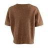 Brun kortærmet strik Doanna Knit i Acorn Melange fra Six Ames set bagfra med fluffy overflade og ribkant