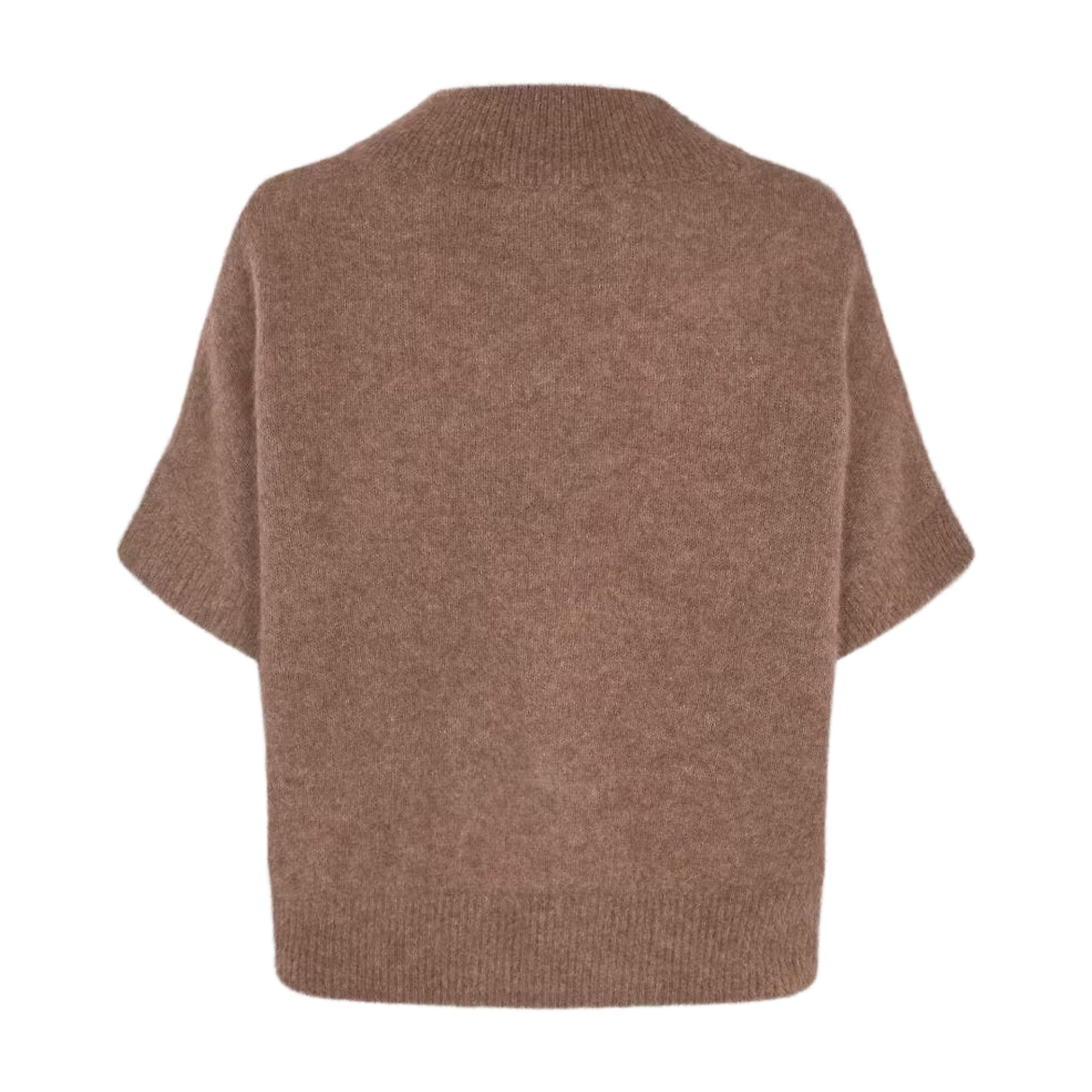 Doanna Knit kortærmet strik i brun melange set bagfra på lys baggrund med ribkant ved ærmer og bund
