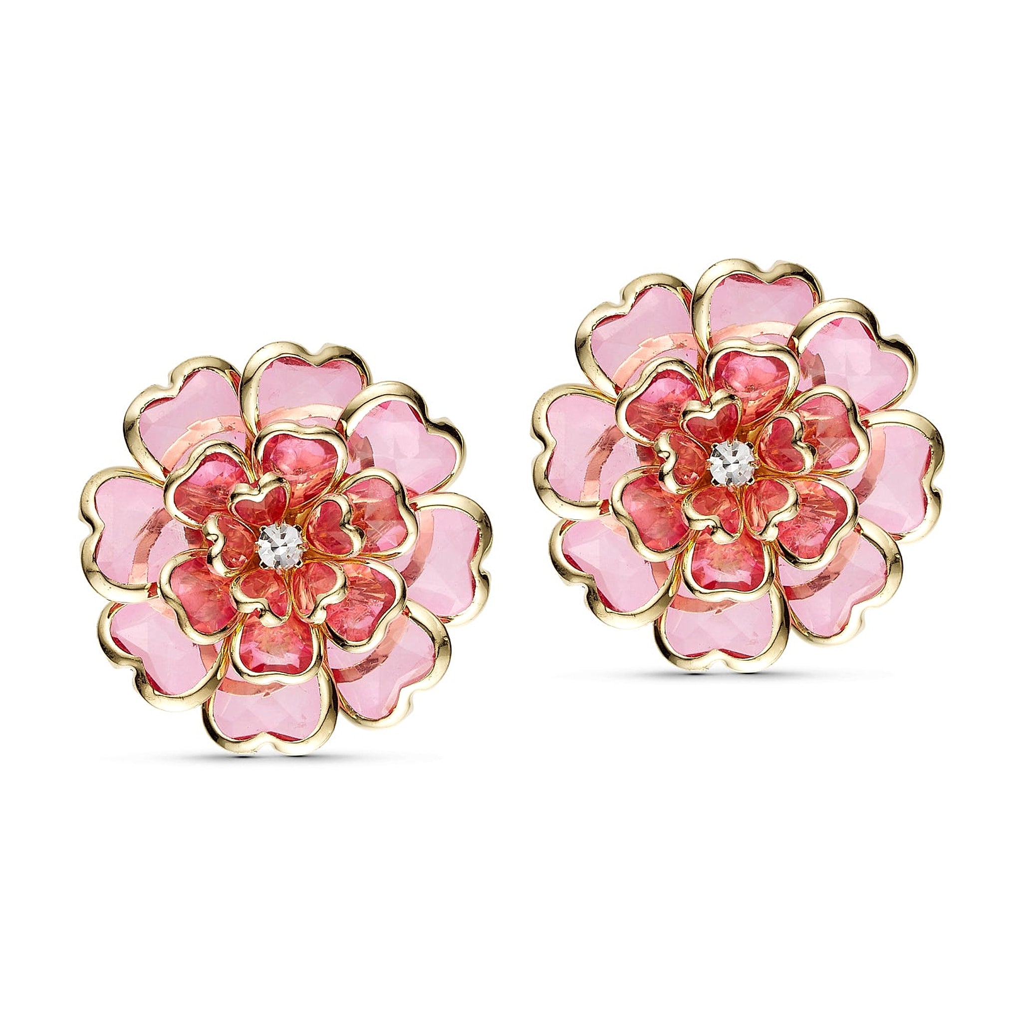 To pink button covers formet som store blomster med hjerteformede kronblade, guldfarvede kanter og hvid sten