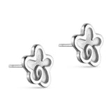 Floral Earring i sølv fra Wolff Jewelry, blomsterformet ørering med spiral i midten, set fra siden med stift
