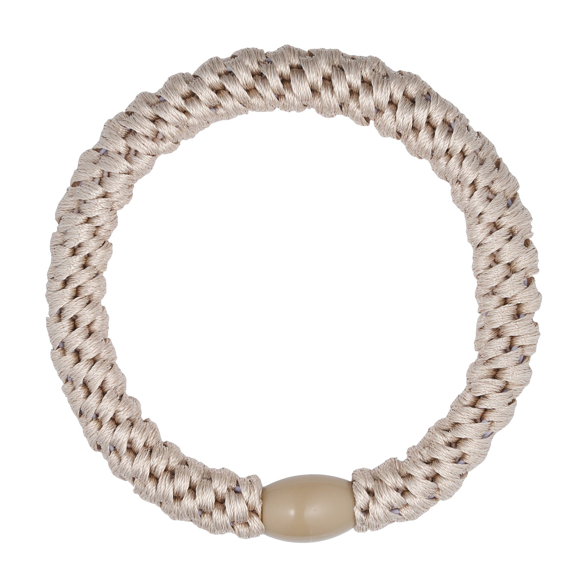 Beige flettet hårelastik fra Wolff Jewelry med beige plastikperle som lukning, set ovenfra