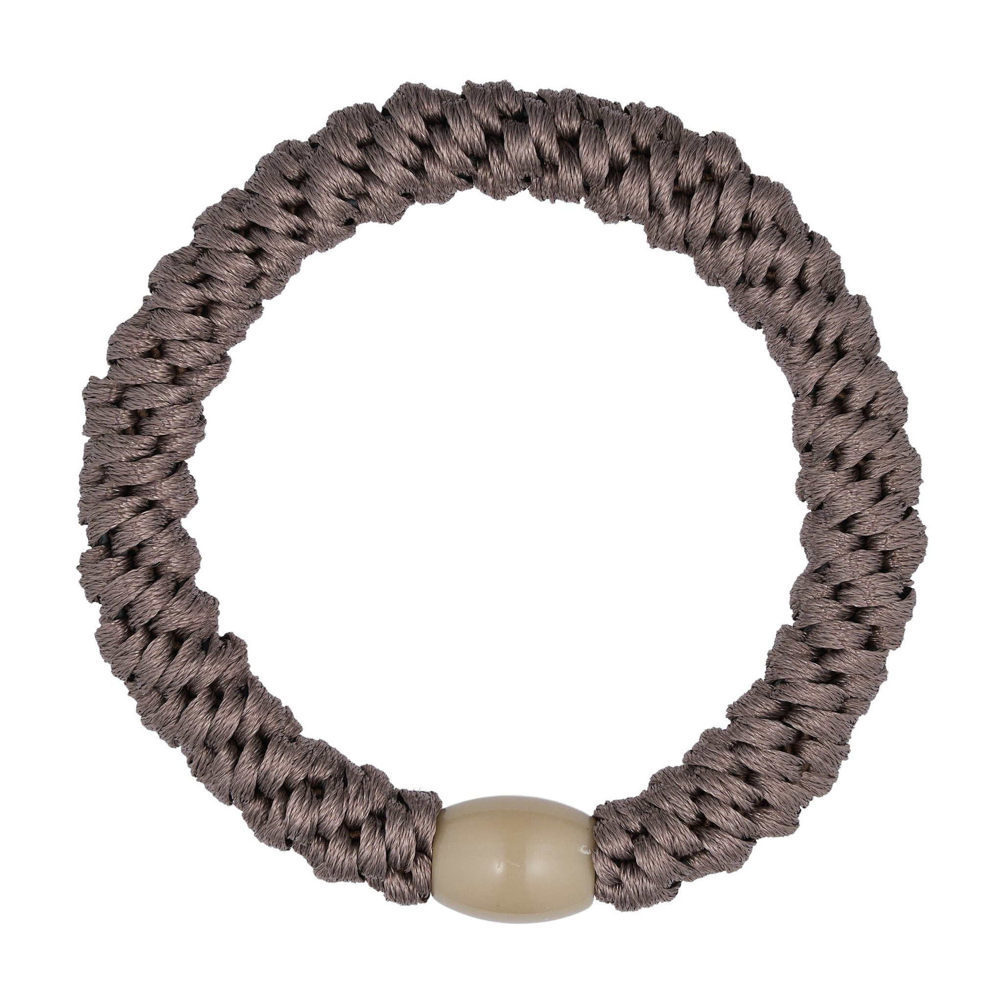 Beige hårelastik fra Wolff Jewelry i farven Taupe, flettet med lys beige perle i plastik, set ovenfra