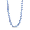Blå halskæde Jusi Pearl Necklace i Ice blue med runde perler af natursten set forfra på lys baggrund
